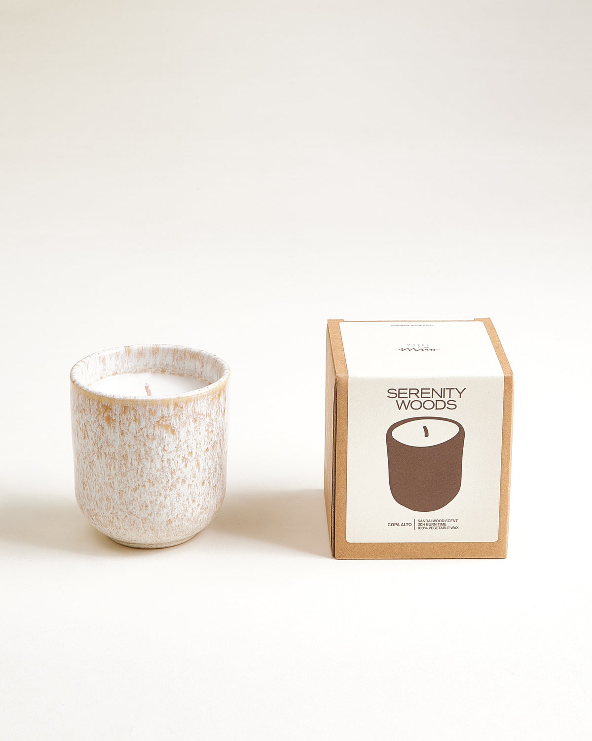 Copa Alto Duftkerze Serenity Woods sand