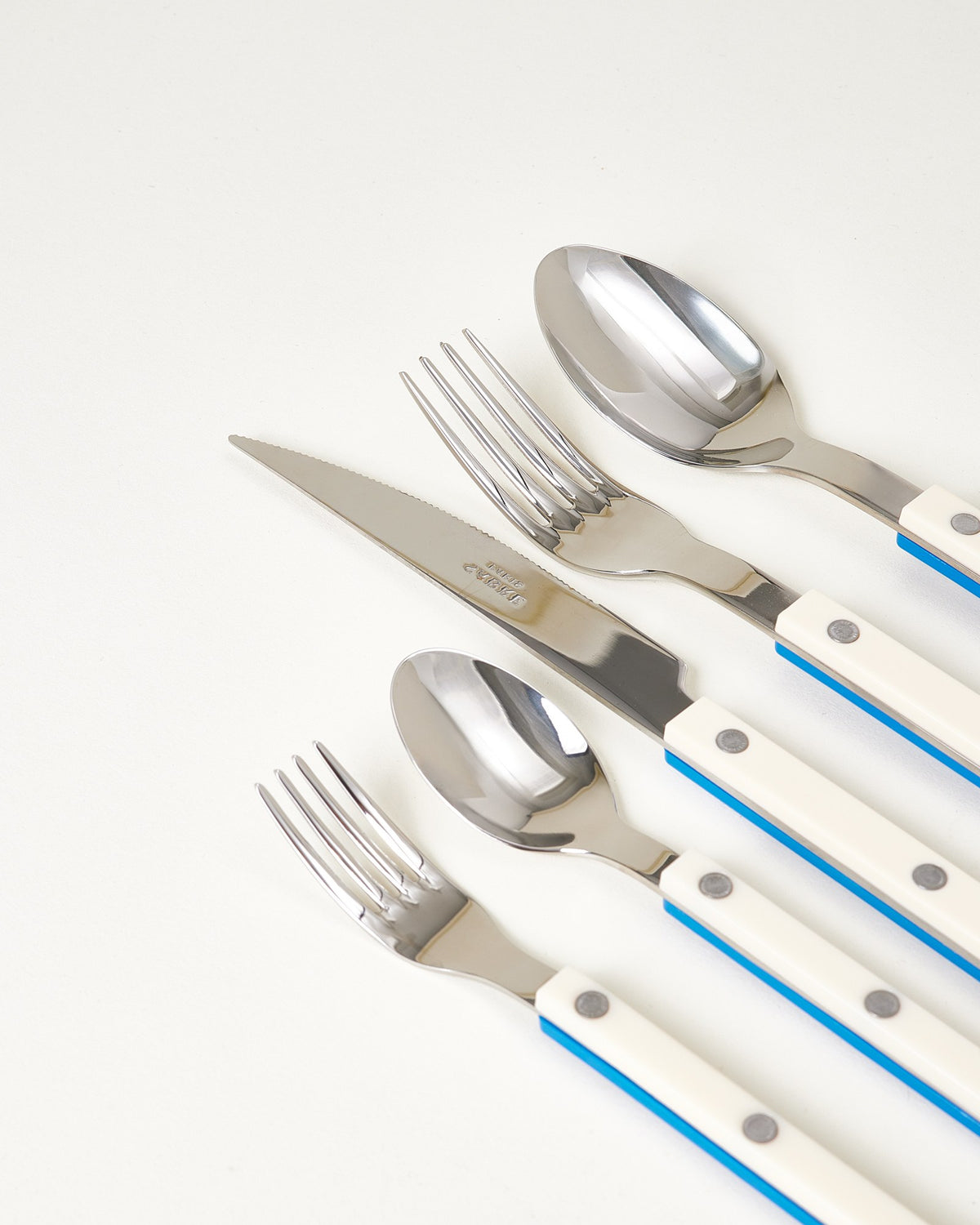MaM x Sabre Paris Besteck 5er-Set off-white blau