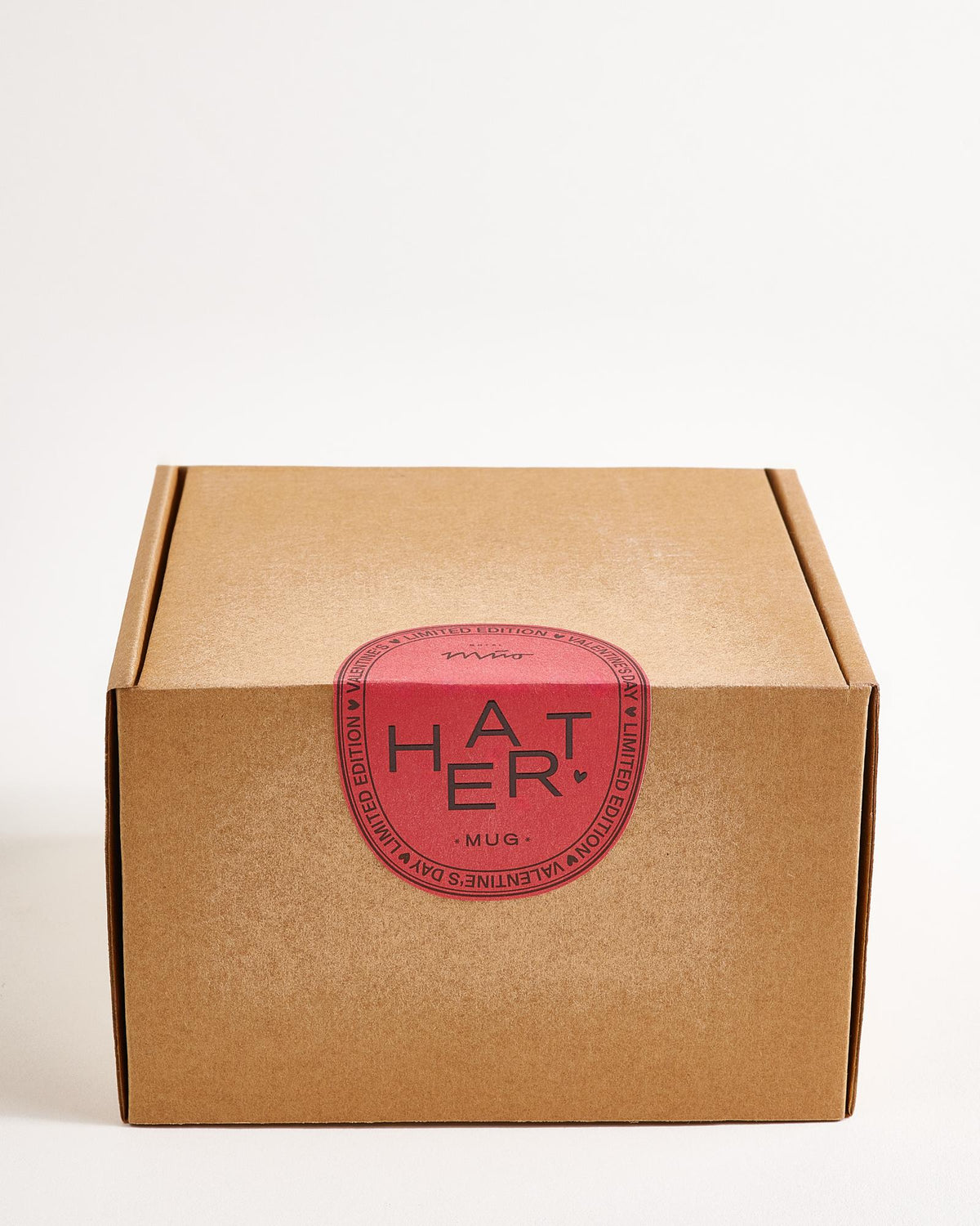 Seia - Mug & Saucer Heart Red