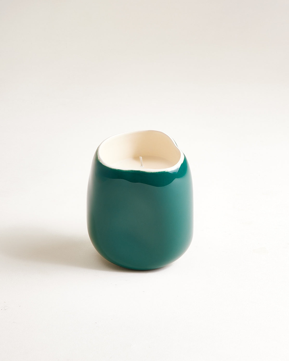 João Duftkerze Velvet Silk sand dunkelgrün