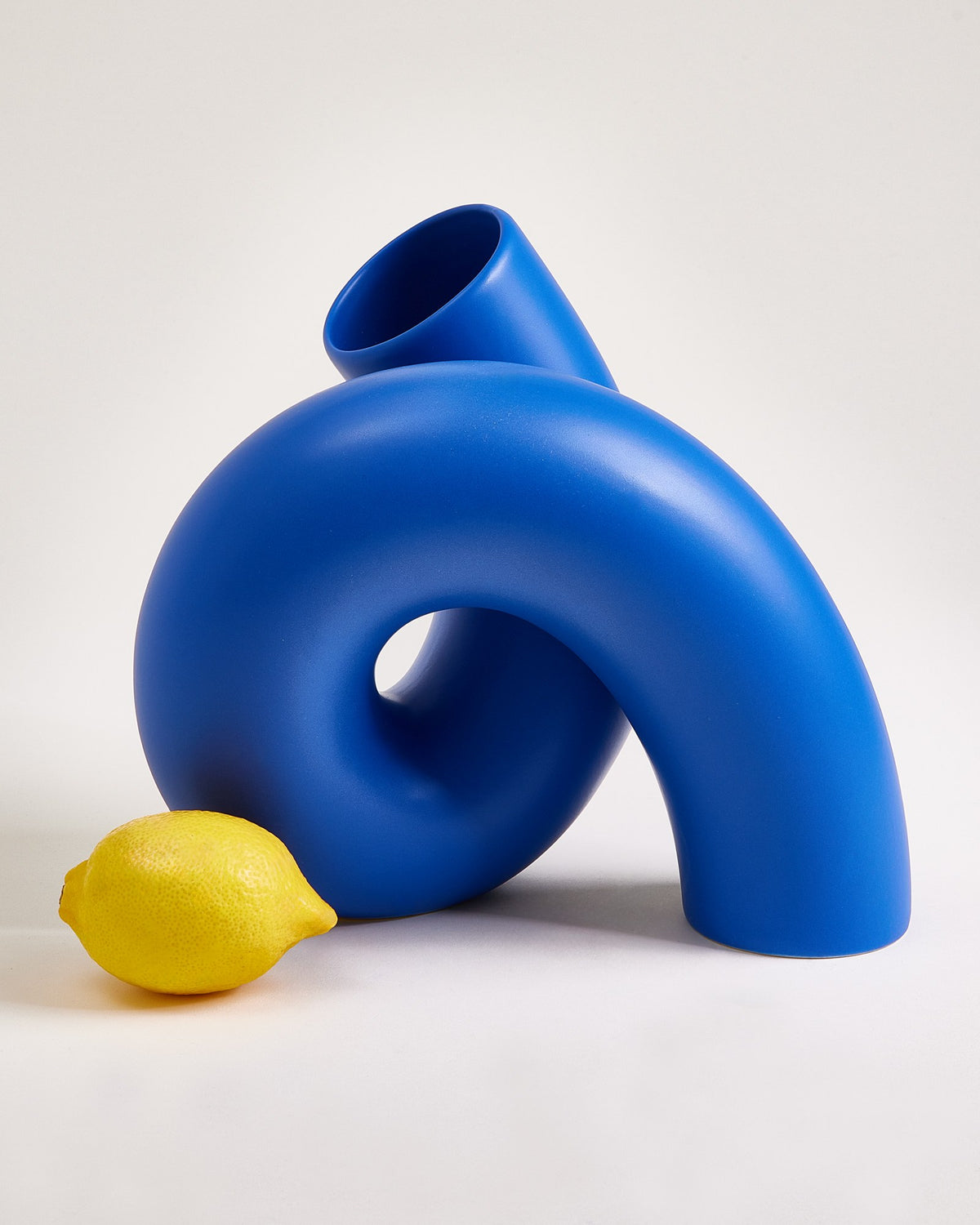 MaM x Ju Schnee Vase L blau