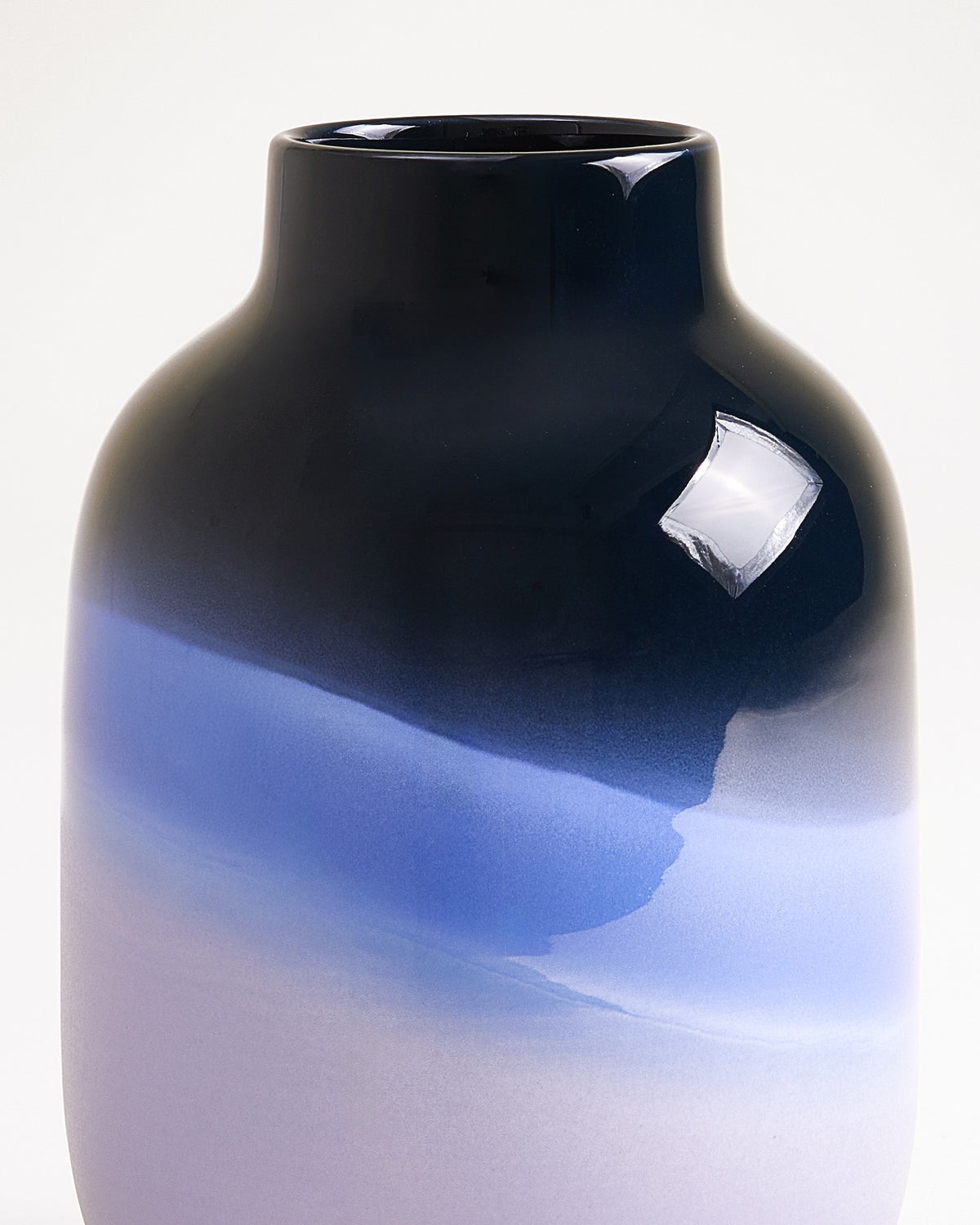 Nuno Vase M dunkelblau blau