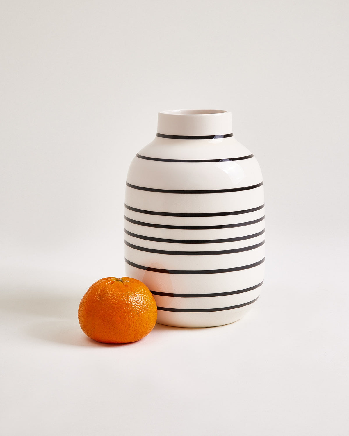 Nuno - Vaso M a strisce nero bianco