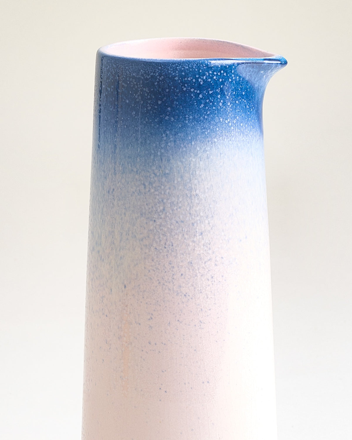 Pinguim Karaffe gesprenkelt blau rosa